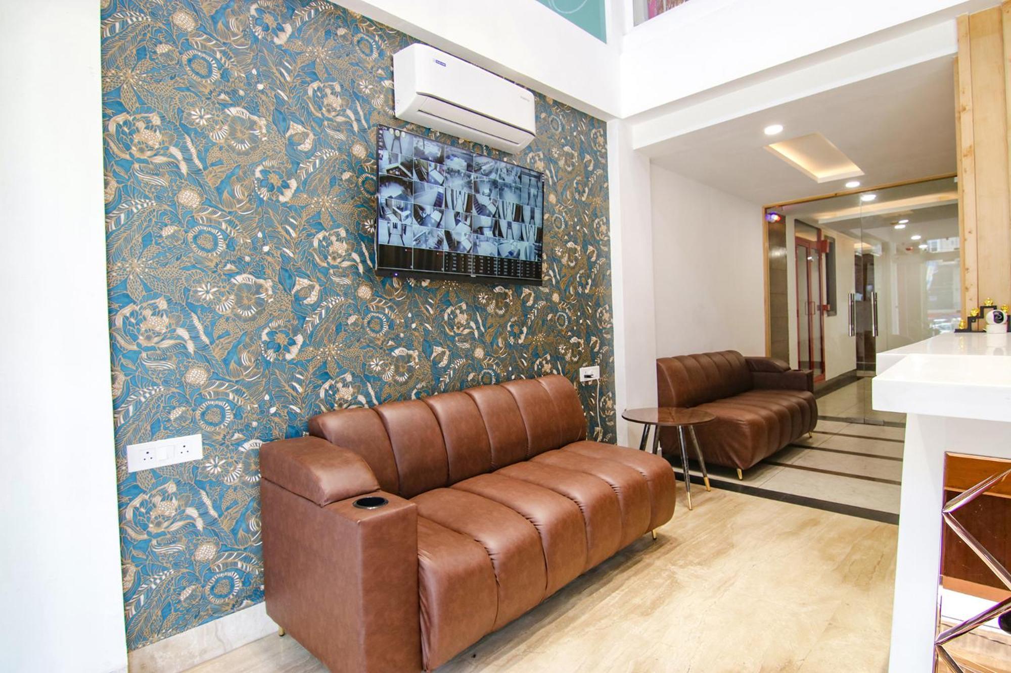 Fabhotel Prism Grand Zirakpur Exterior foto